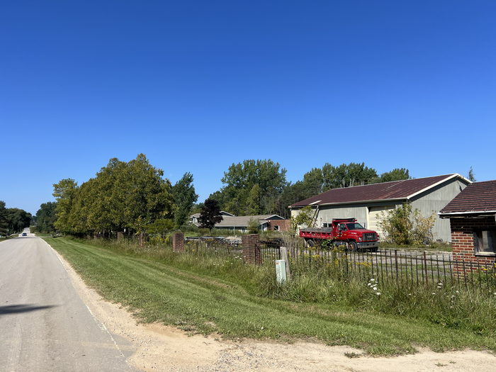 Shay Lake Motel (Cybs Hideaway Lounge) - Sept 4 2023 Photo (newer photo)